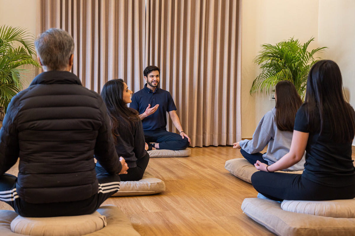 Live classes, with expert guidance. Built for real life.